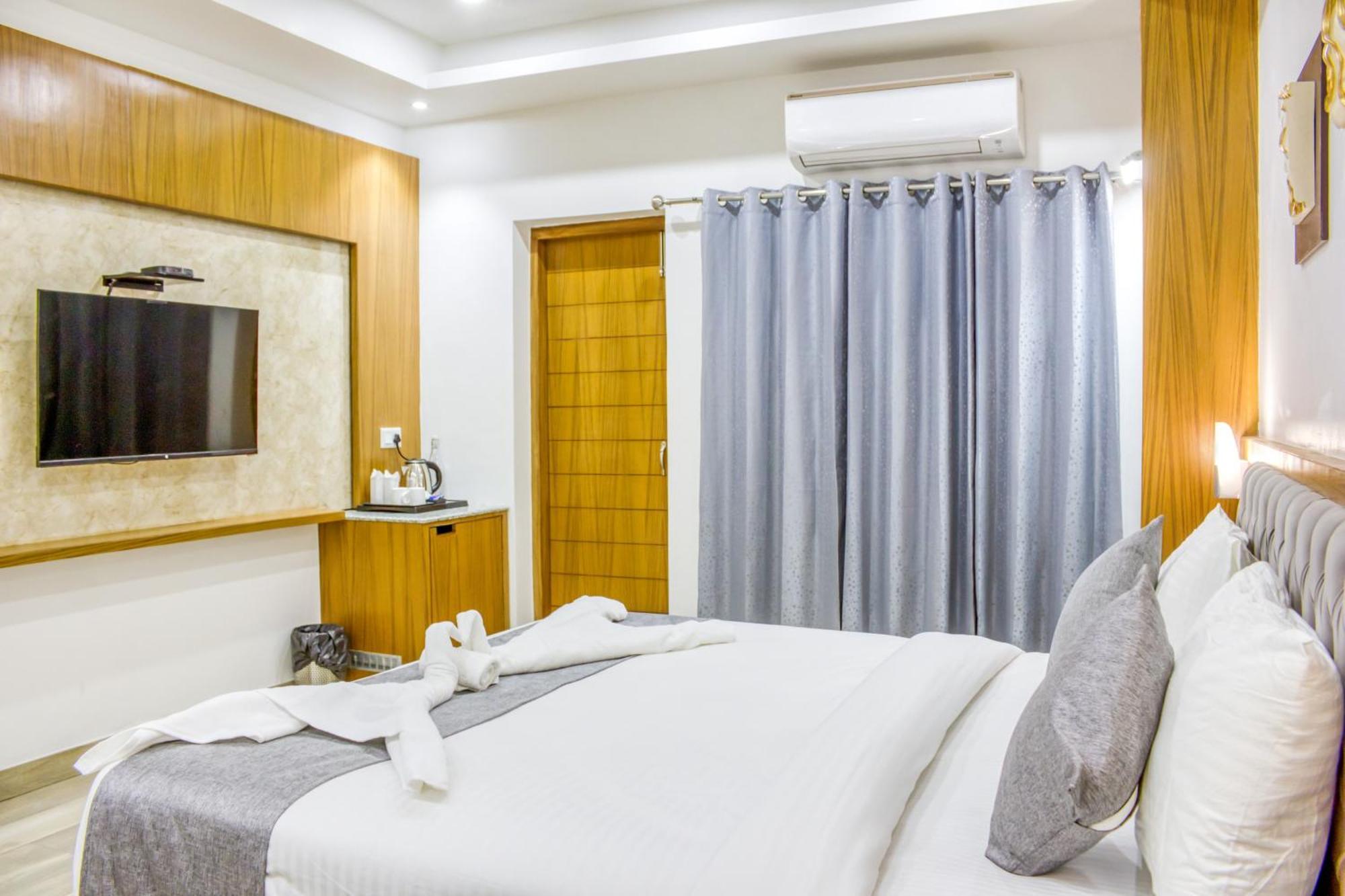Zip By Spree Hotels Grand Legacy Prime Dehradun Dış mekan fotoğraf